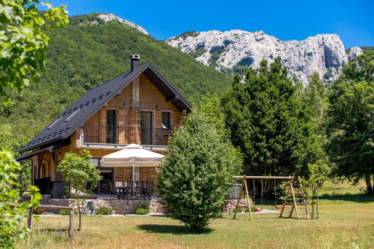 Modern Alpine Monsalbius Chalet Baske Ostarije Esterno foto