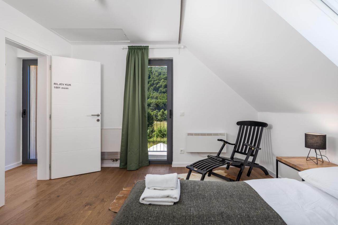 Modern Alpine Monsalbius Chalet Baske Ostarije Esterno foto